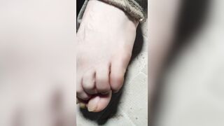 Releasing the Sweetie of My Nude Soles for You