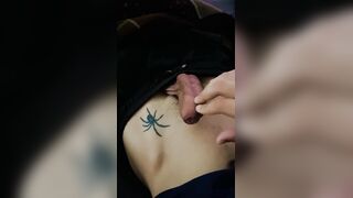 se me pone dura y me vengo muy rico