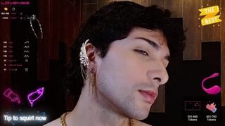 Quiero tu gravy sobre mi cara esta noche y que frotemos nuestras pollas