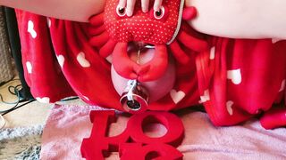 Enjoy Crab enjoys sitting on Fat Nads + 0.five Kilo Iron Weight Cockstretching