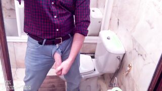 Hablando sucio y gimiendo alto en vaqueros con mi gran polla hasta correrme como un caballo para ti!