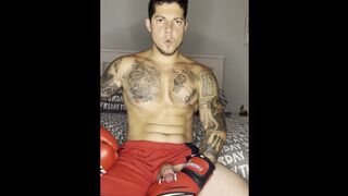 HEFTY MONEY-SHOT of profesional BOXER