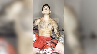 HEFTY MONEY-SHOT of profesional BOXER