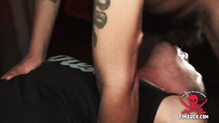 His facehole becomes a vessel for stiffy