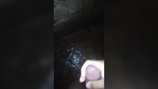 Uma no banheiro antes de sair