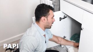 Papi - Handsome Plumbers, Greene, Client Cant Resist The View Of His Ass As He Fixes The Sink