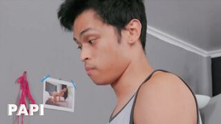 Papi - Cesar Xes Promises To Max Blairwood He Will Clean Their Room If He Fucks Him