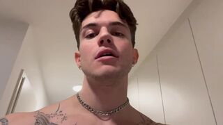 Observe me unwrap and get you close to me