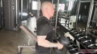 Damian Dragon Likes Gang Bang-out With His Bulky Gym Pal