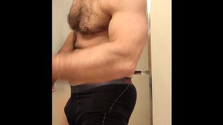 UNSHAVED MUSCLE CUB FLEXING