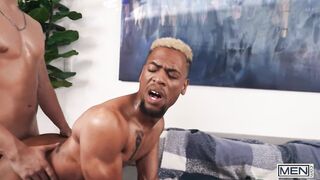 GUYS - Drake Von Pokes Leon Daniels On The Bed, Before He Pummels A Super-fucking-hot Explosion Out Of Him