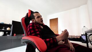 I like to be observed