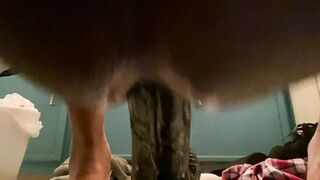 Additional cream-colored fuck-hole