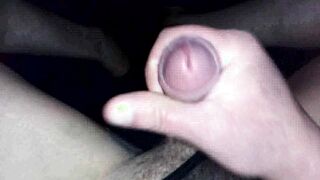 Masturbe (281) with one testicle