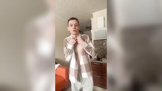 somebody come get me i’m wildin