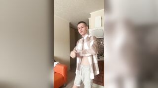 somebody come get me i’m wildin