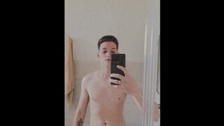 Venezolano caliente en el baño