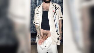 IM SEARCHING FOR A SUGAR FATHER OR MOM ! CONTACT ME.