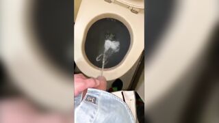 Urinating and J/o in the airplane