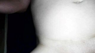 Masturbe (331) with one testicle