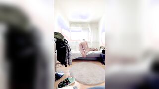 I was attempting to flash my donk on camera :)