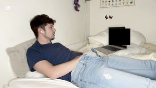 Milking off while eyeing porno