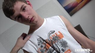 Slender dude with enormous pecker gets sensational hand job