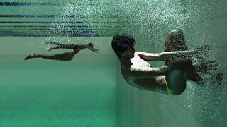 Attempting to Make an impression the Swimming Coach : Heterosexual