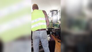 AFTER WORK MASTURBATE! Kennie Jai shoots monstrous flow for you!