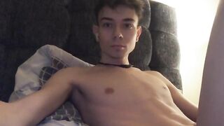 Nimble Lad folds into a Pretzel