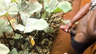 AFRICAN AMPLE SPEAR NEARLY BLASTED JACKING OFF IN PUBLIC