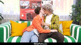 Afternoon Picnic Leads Insane Youngsters To Stiff Without a condom Bang