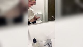 Que rico es tocarse con aceite de almendras