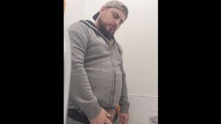 Public douche Pee