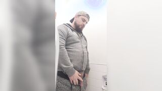 Public douche Pee