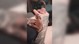 Slow-movability immense jizz flow