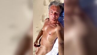 Christopheporn Bongacams model love jam climax at the beach