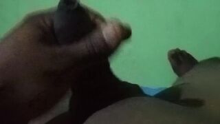 Who enjoys to make solo man gonzo