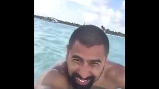 Pytokes spray jizz publico