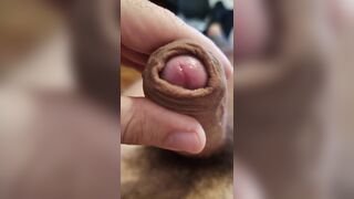 cazzo gigante cappella gonfia che esplode con grande colata di sborra