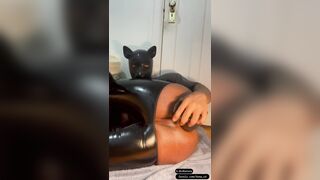 Hey dad help me open my culo more