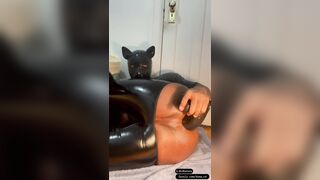 Hey dad help me open my culo more