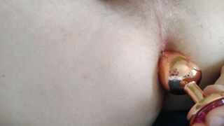 Observe me tucking ASSFUCKING CORK in my fuckhole!