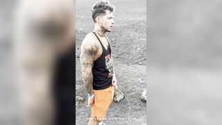 HOMOSEXUAL URINATE in Public PlaceI Expect NOBODY DETECT ME