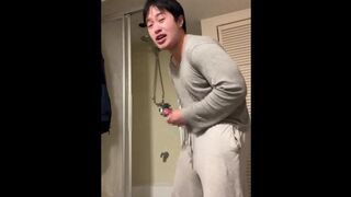 Wanking My Man meat Before A Douche