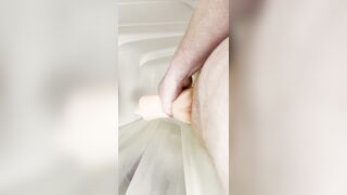 Plumbing pocket coochie in the douche money-shot