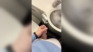 Wanking off and jizzing in shower on a vapid!