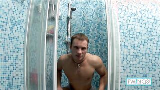 Wild Lad Ryan N Drains His Gigantic Boner And Finishes off!