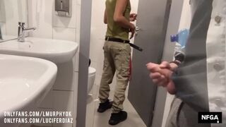 Dangled ebony man ruins the milky, cascading crevasse of a bicurious hunky in a public shower