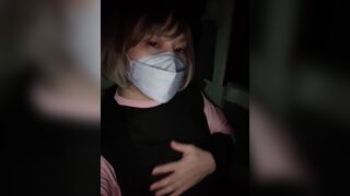 デブ女装の車で乳首弄り